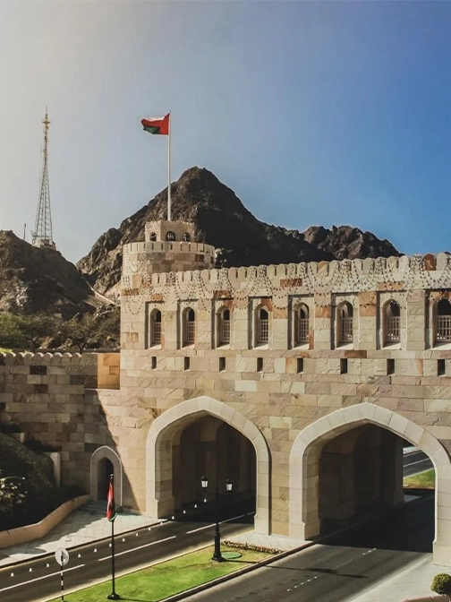 شحن-من-الامارات-الى-عٌمان